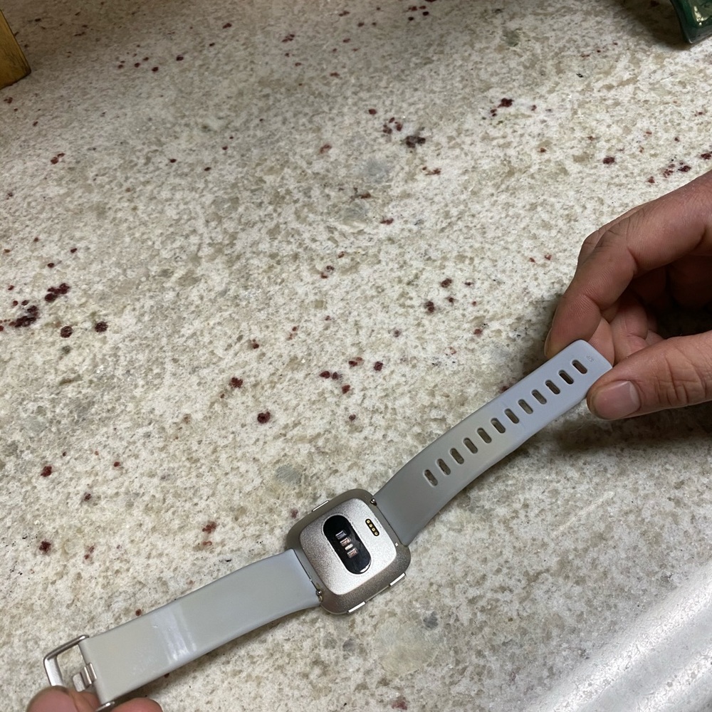 Fitbit Versa - image 5